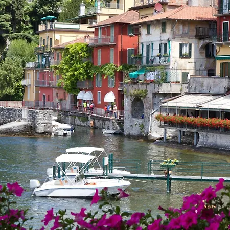 Teresa On Como's Lakeshore ヴィラ Brienno