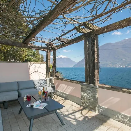 וילה Teresa On Como's Lakeshore *
